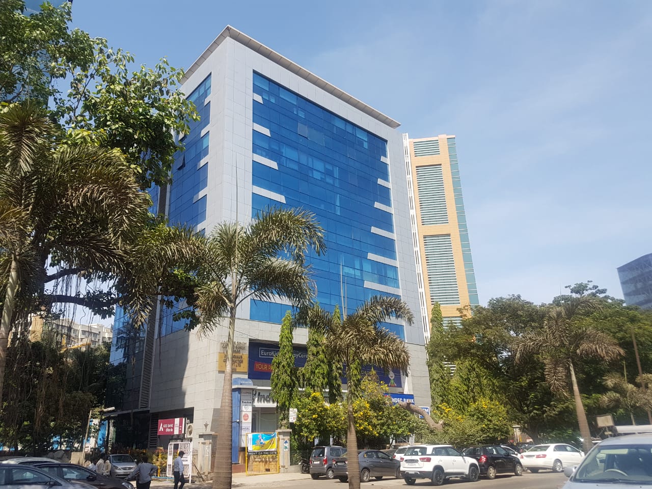 Office Space Fully Furnished in Harbhajan , Santacruz East